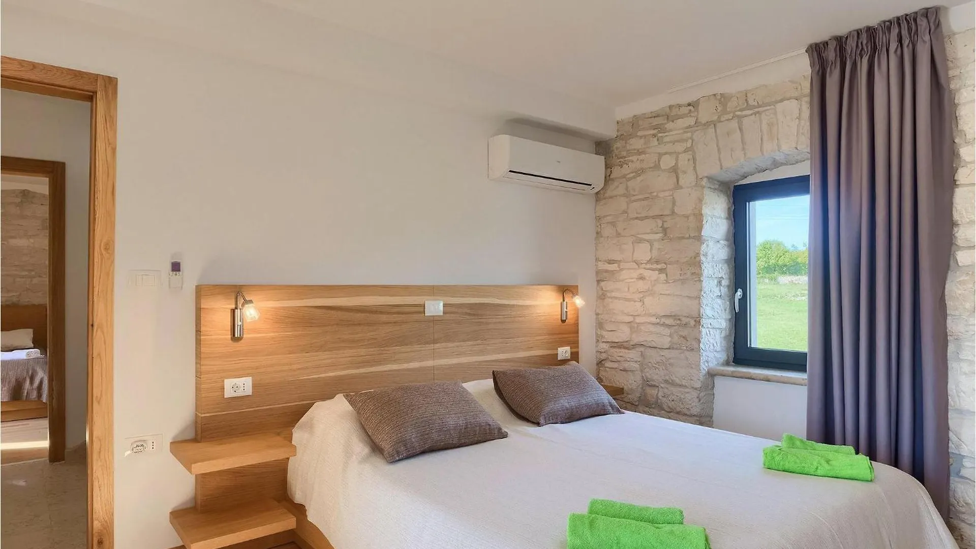 Villa Simeanna Kringa 0*,  Croatia